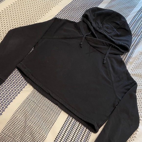 TNA Cropped Adjustable Hoodie - Picture 1 of 9